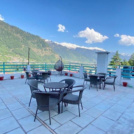 Hotel Meadows Manali Bagian luar foto