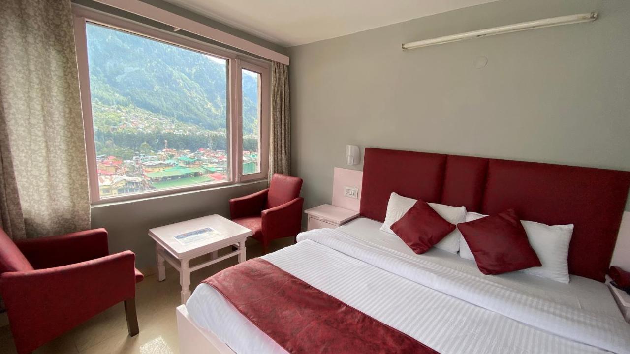 Hotel Meadows Manali Bagian luar foto