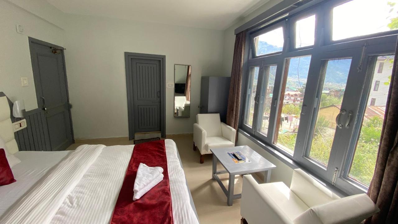 Hotel Meadows Manali Bagian luar foto