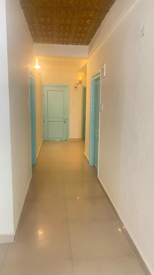 Hotel Meadows Manali Bagian luar foto