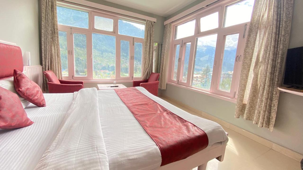Hotel Meadows Manali Bagian luar foto