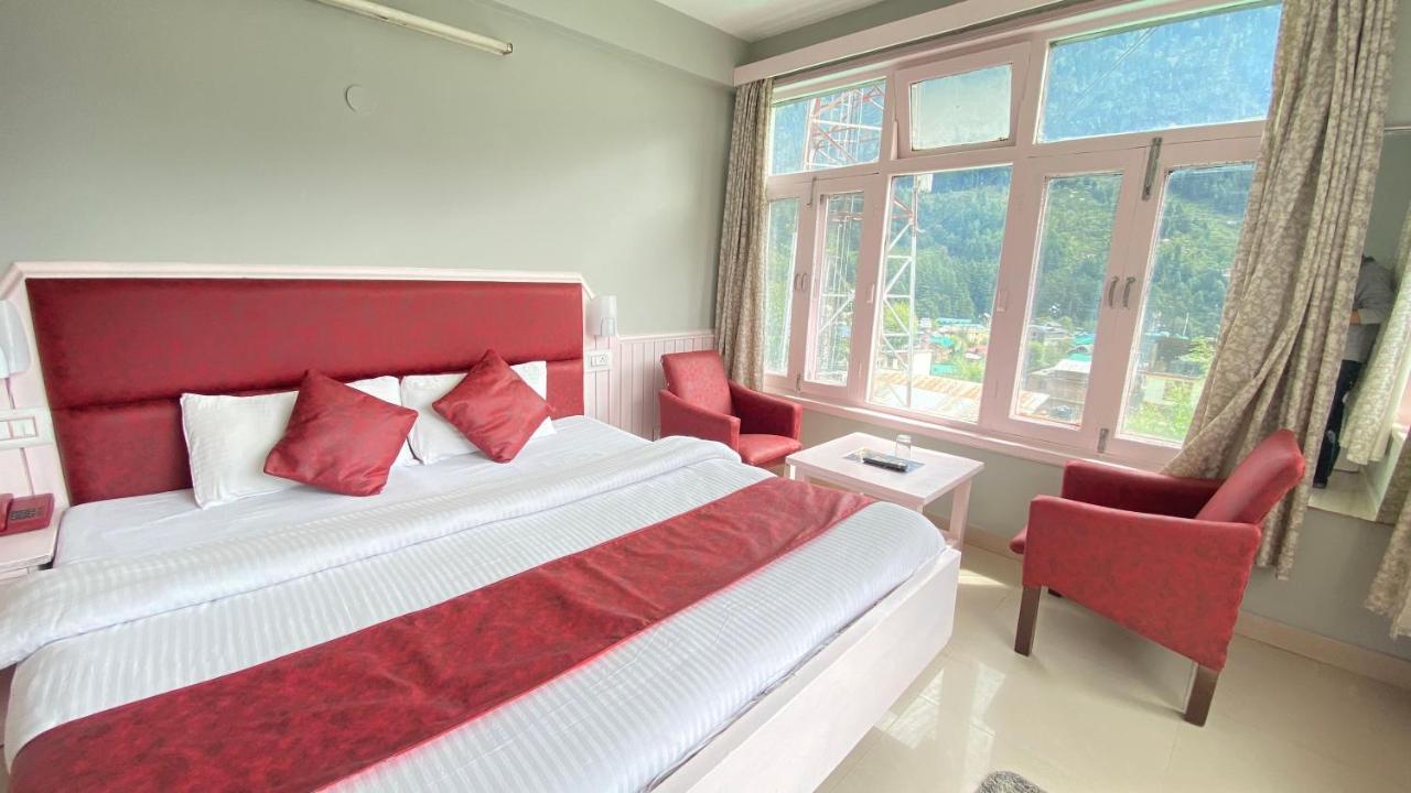 Hotel Meadows Manali Bagian luar foto