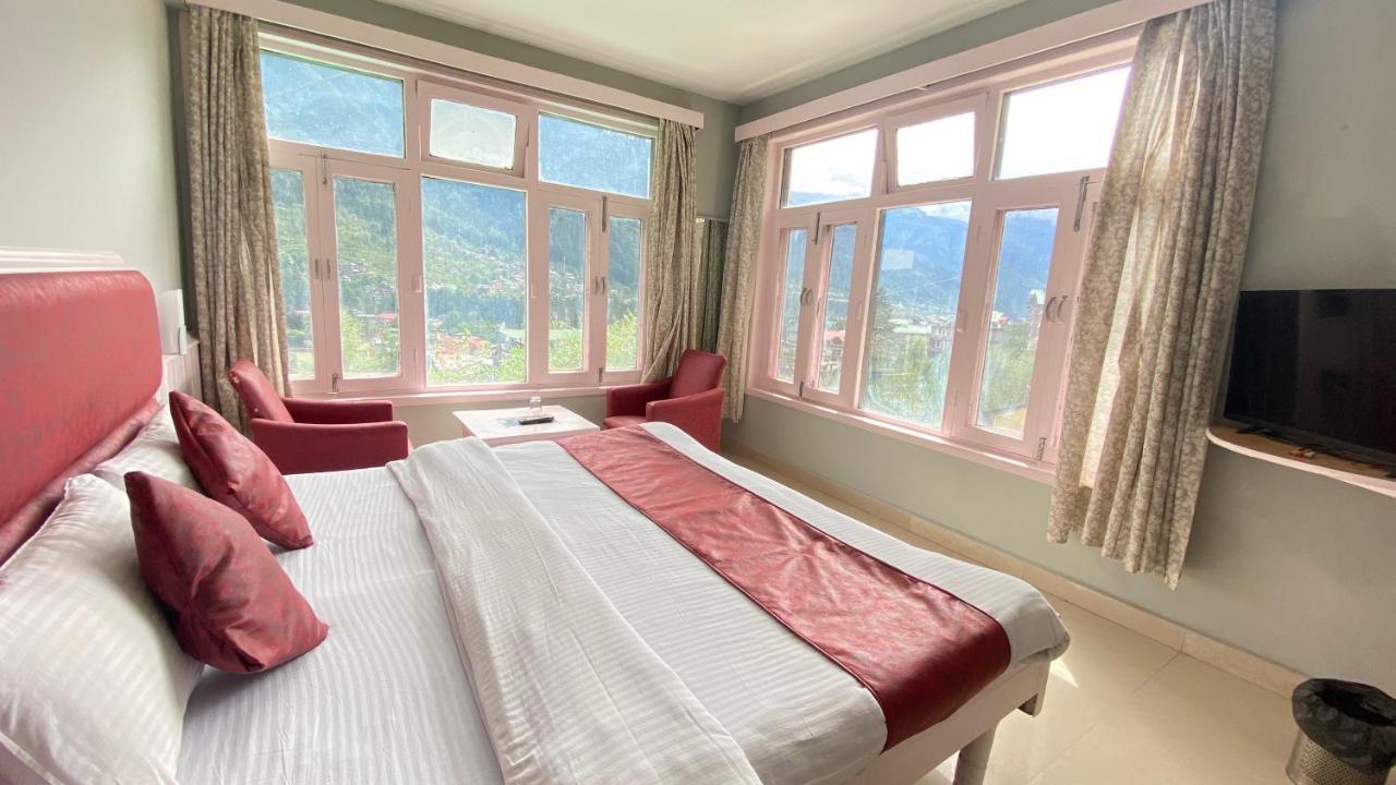 Hotel Meadows Manali Bagian luar foto