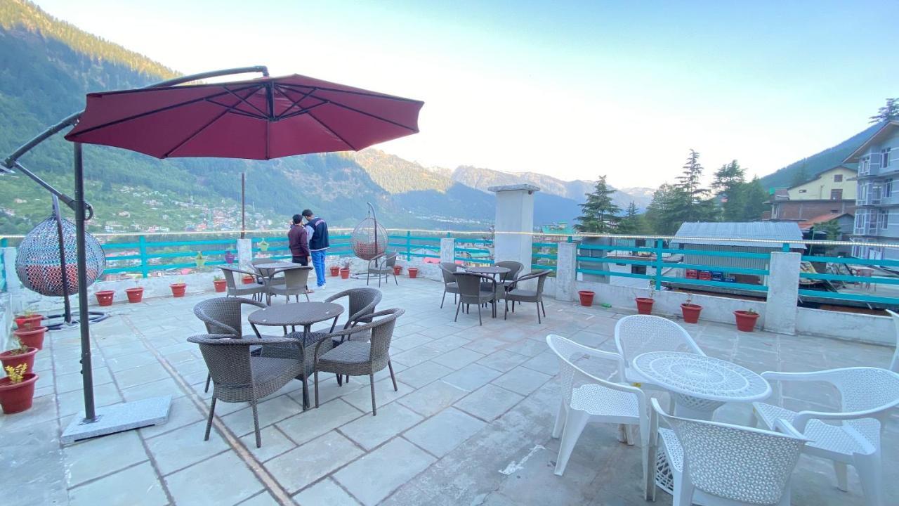 Hotel Meadows Manali Bagian luar foto