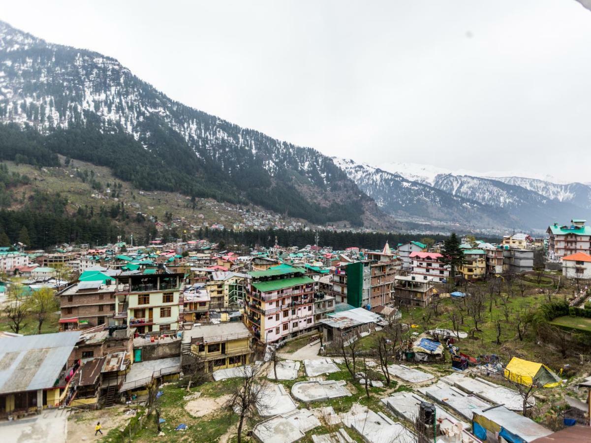 Hotel Meadows Manali Bagian luar foto